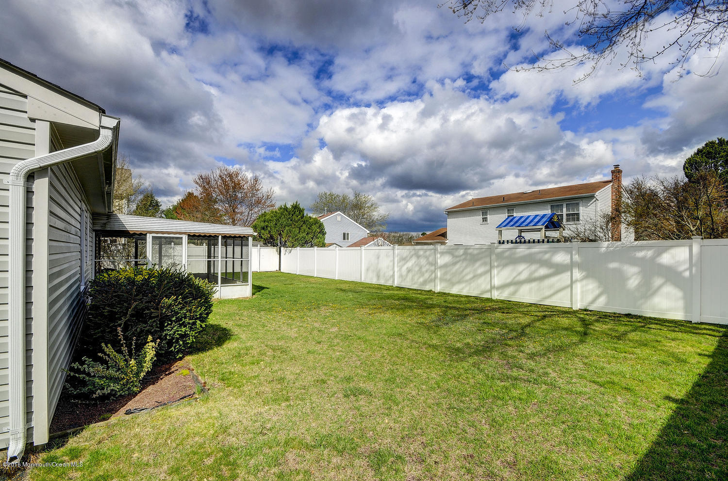 15 Emory Street Howell, NJ 07731 - Photo 20 of 23 15 Emory St Ramtown NJ 07731-large-020-2