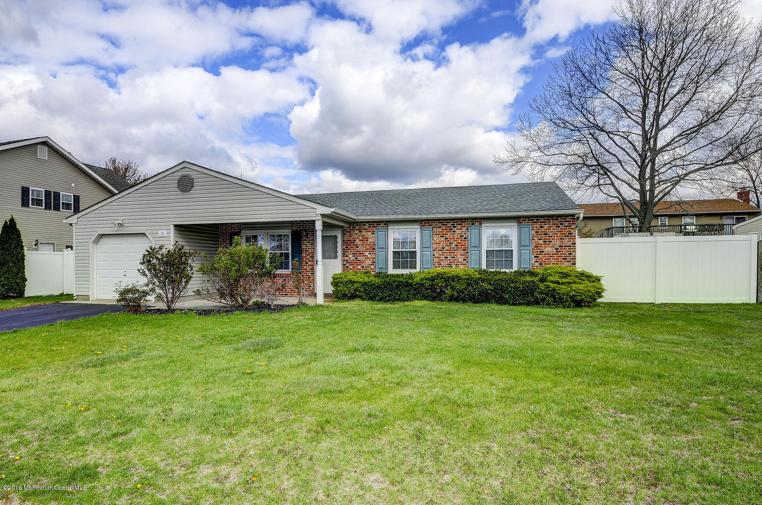 15 Emory Street Howell, NJ 07731 - Photo 2 of 23 15 Emory St Ramtown NJ 07731-large-002-3