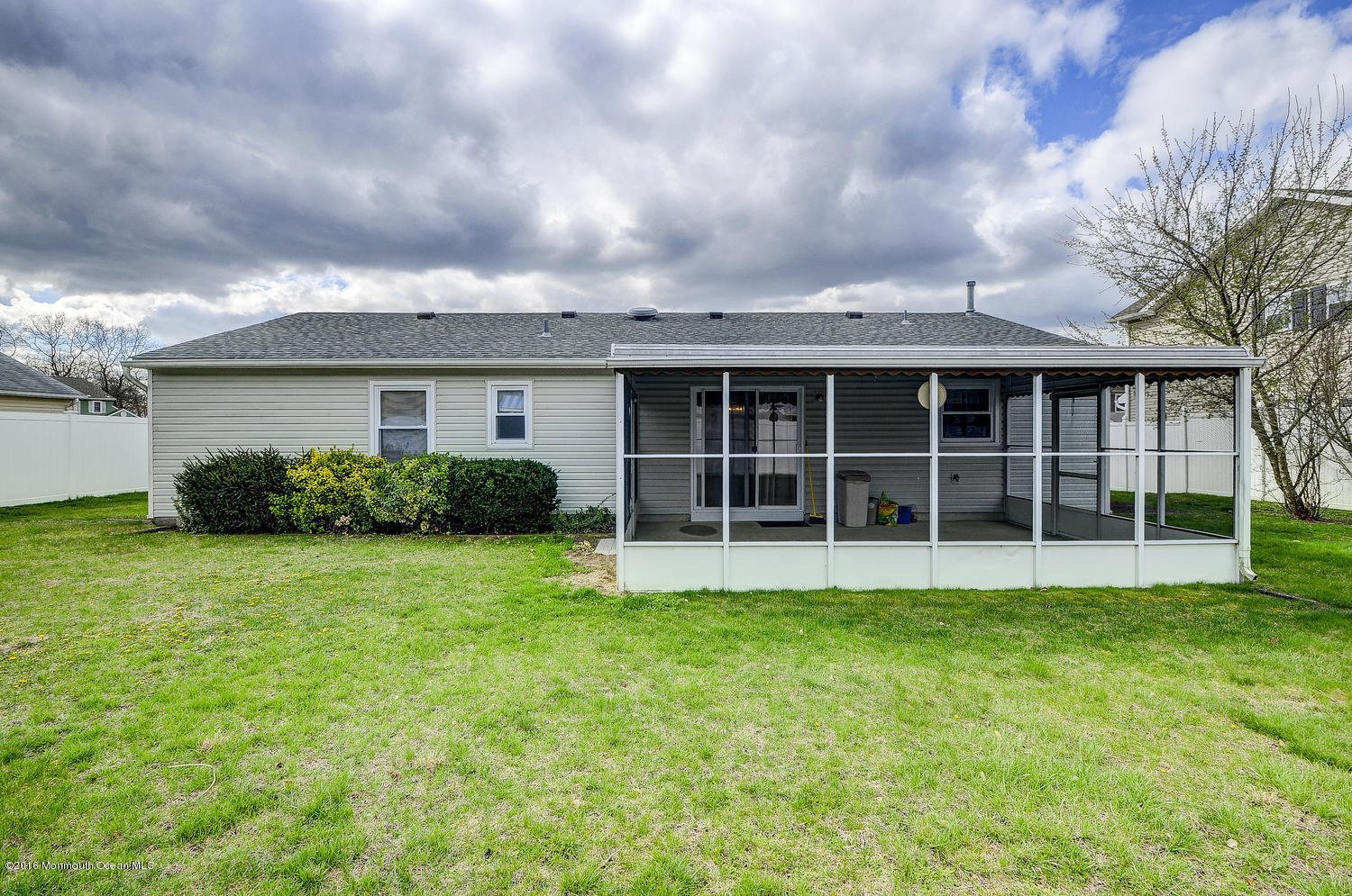 15 Emory Street Howell, NJ 07731 - Photo 22 of 23 15 Emory St Ramtown NJ 07731-large-022-1