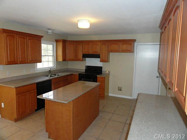 8033 Hunley Ridge Road Matthews, NC 28104 - Photo 2 of 11 Gallery Image 2