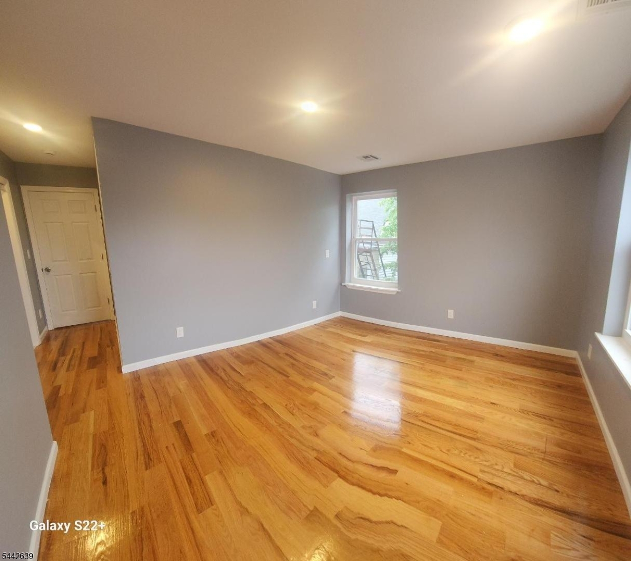 388 South 9th Street, Unit 2 Newark, NJ 07103 - Photo 9 of 11