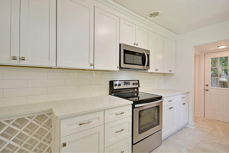 1202 Hawthorne Road Hanahan, SC 29410 - Photo 3 of 22 DSC_0292_DSC_0294-copy