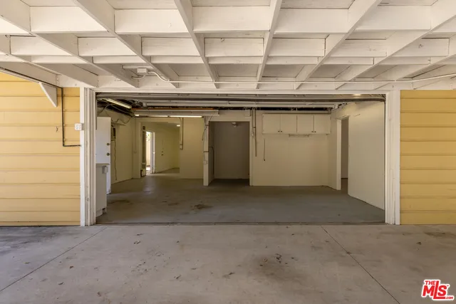 $1,349,000 | 7225 Forbes Avenue, Lake Balboa, CA 91406