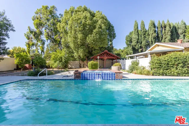 $1,349,000 | 7225 Forbes Avenue, Lake Balboa, CA 91406