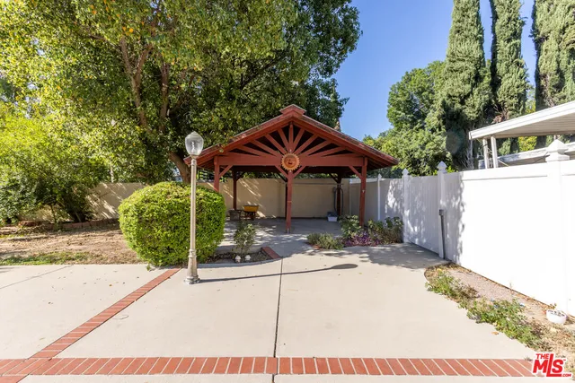 $1,349,000 | 7225 Forbes Avenue, Lake Balboa, CA 91406
