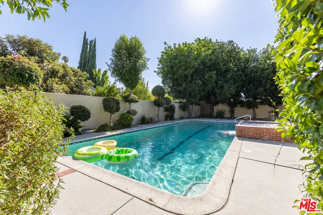 $1,349,000 | 7225 Forbes Avenue, Lake Balboa, CA 91406