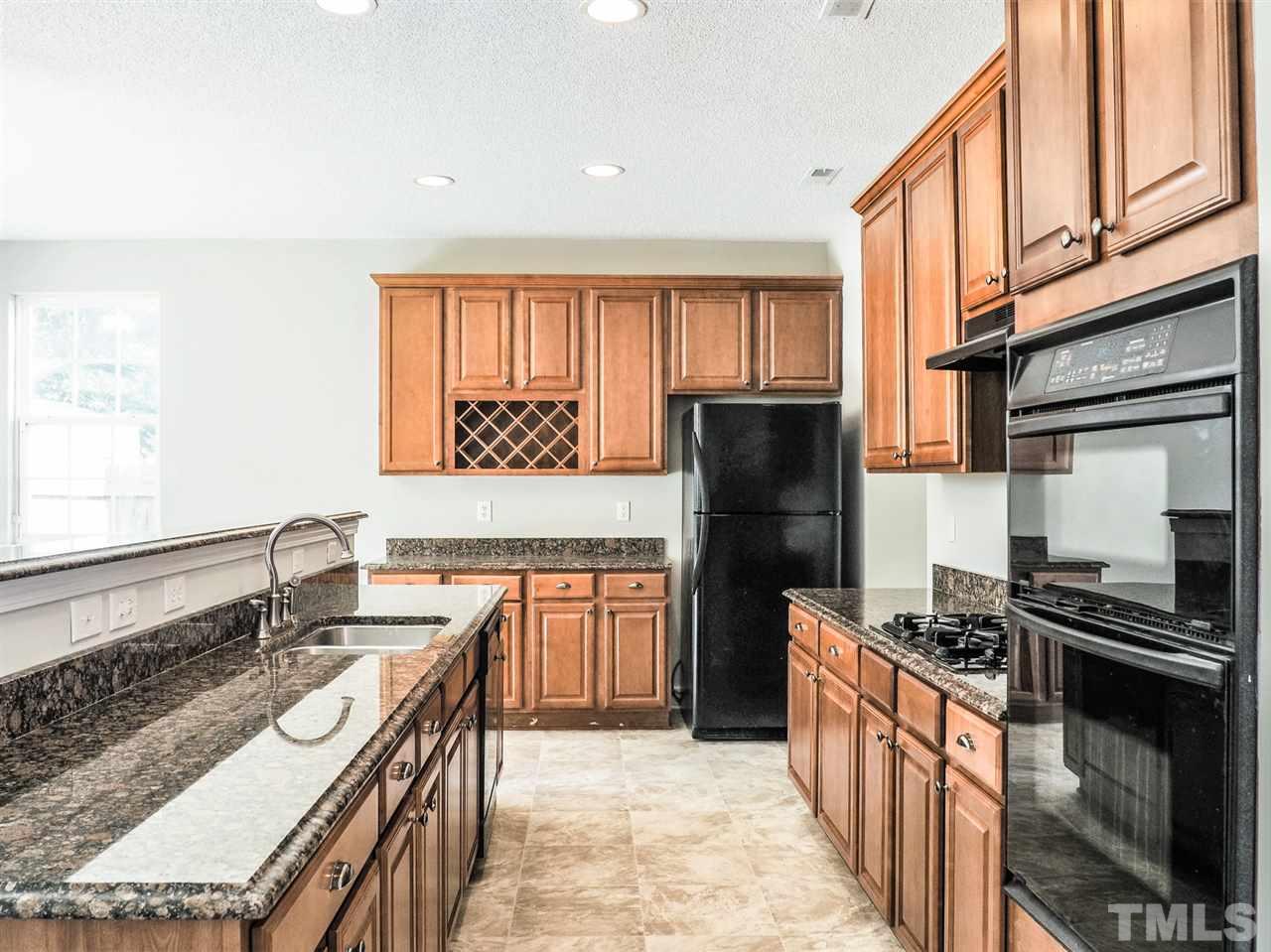 2904 Roundleaf Court Raleigh, NC 27604 - Photo 5 of 25