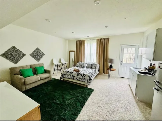 $2,800 | 738 Olivia Street, Pittsburgh, PA 15205