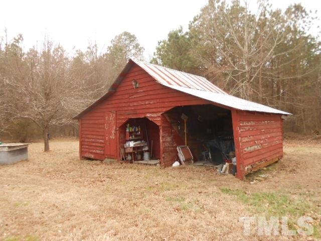 2704 Buffalo Road Smithfield, NC 27577 - Photo 5 of 25 Gallery Image 5