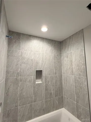 $824,900 | 1019 River Bluff Drive, Washington, MO 63090