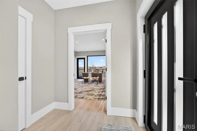 $850,000 | 1019 River Bluff Drive, Washington, MO 63090