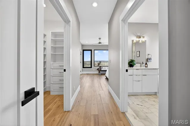 $850,000 | 1019 River Bluff Drive, Washington, MO 63090