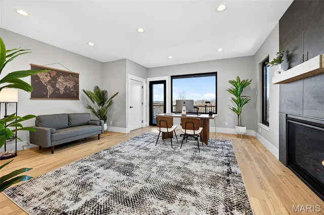 $850,000 | 1019 River Bluff Drive, Washington, MO 63090