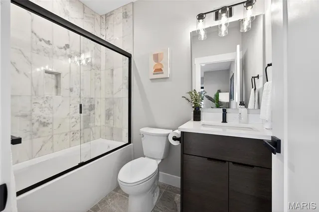 $850,000 | 1019 River Bluff Drive, Washington, MO 63090