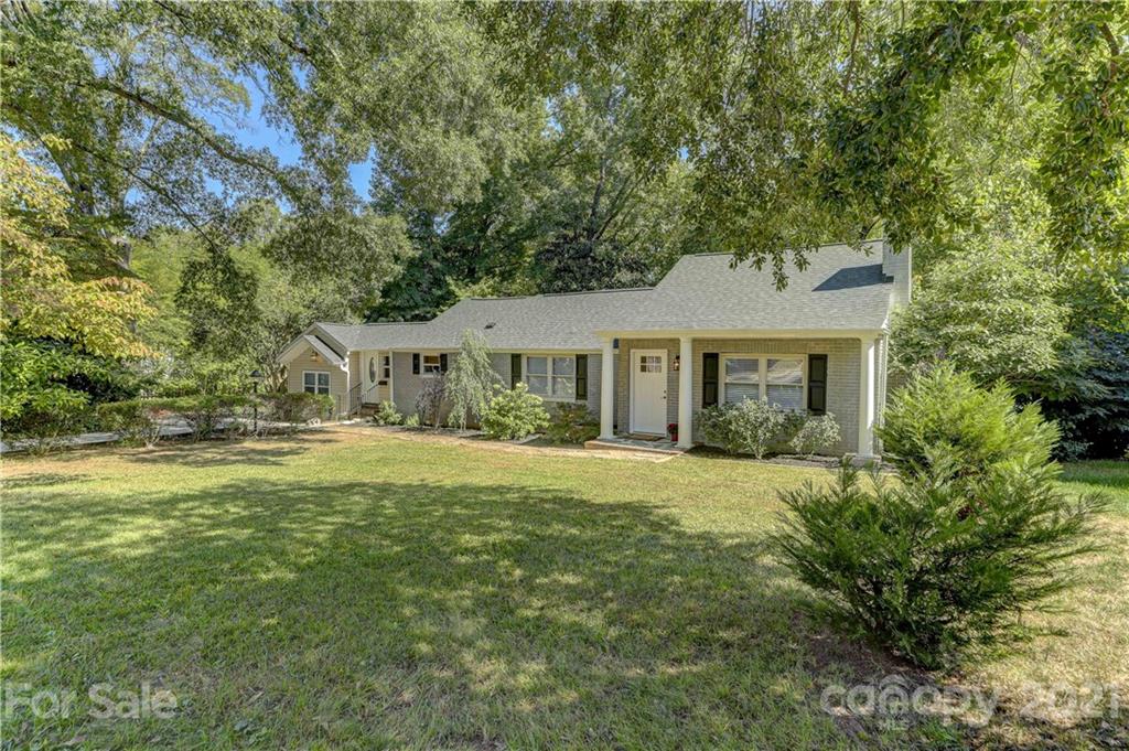 4405 Garris Road Charlotte, NC 28209 - Photo 2 of 34 Gallery Image 2