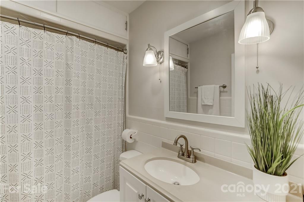 4405 Garris Road Charlotte, NC 28209 - Photo 22 of 34 Gallery Image 22