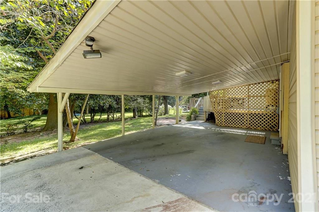 4405 Garris Road Charlotte, NC 28209 - Photo 26 of 34 Gallery Image 26