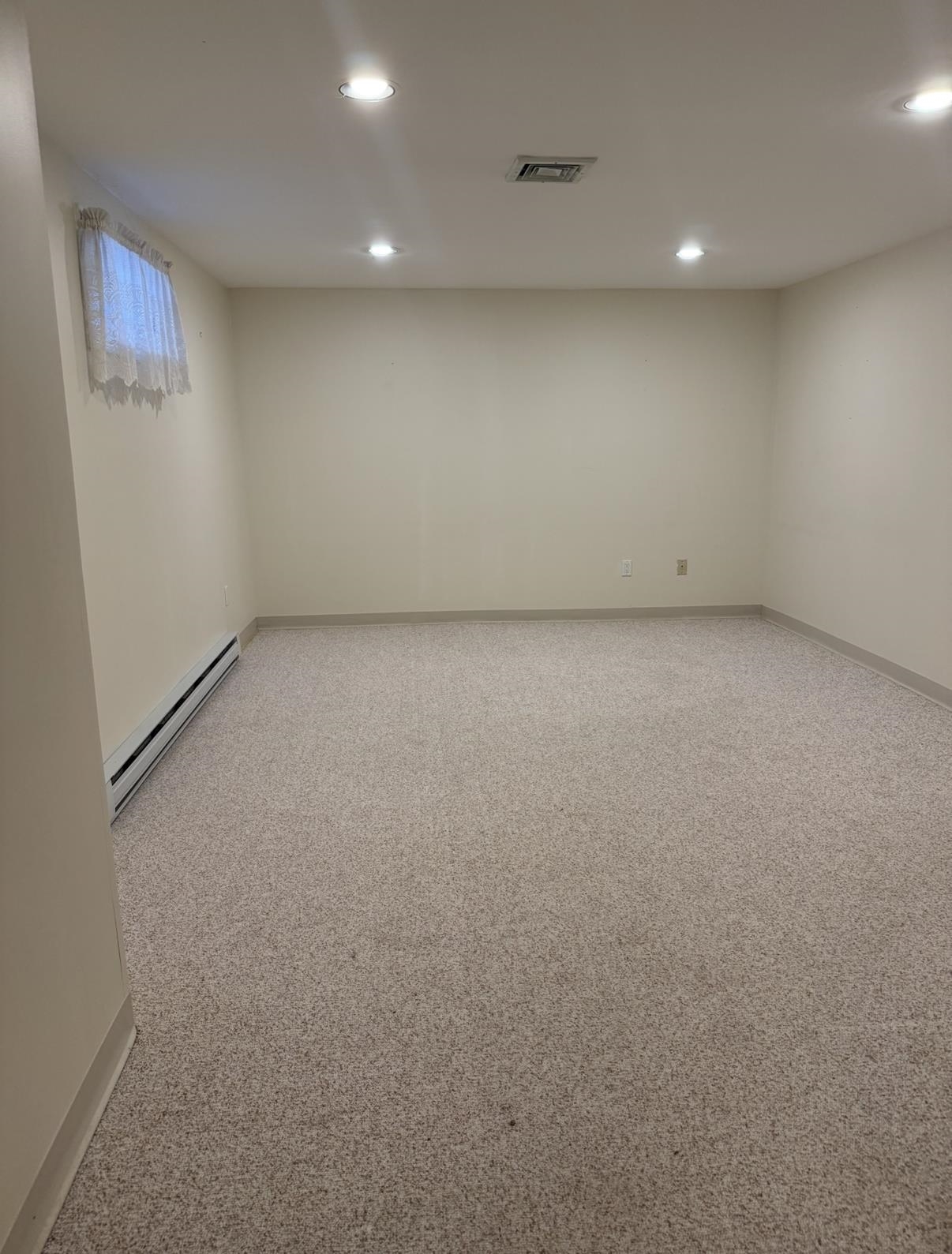 5 Tsienneto Road, Unit 136 Derry, NH 03038 - Photo 12 of 17