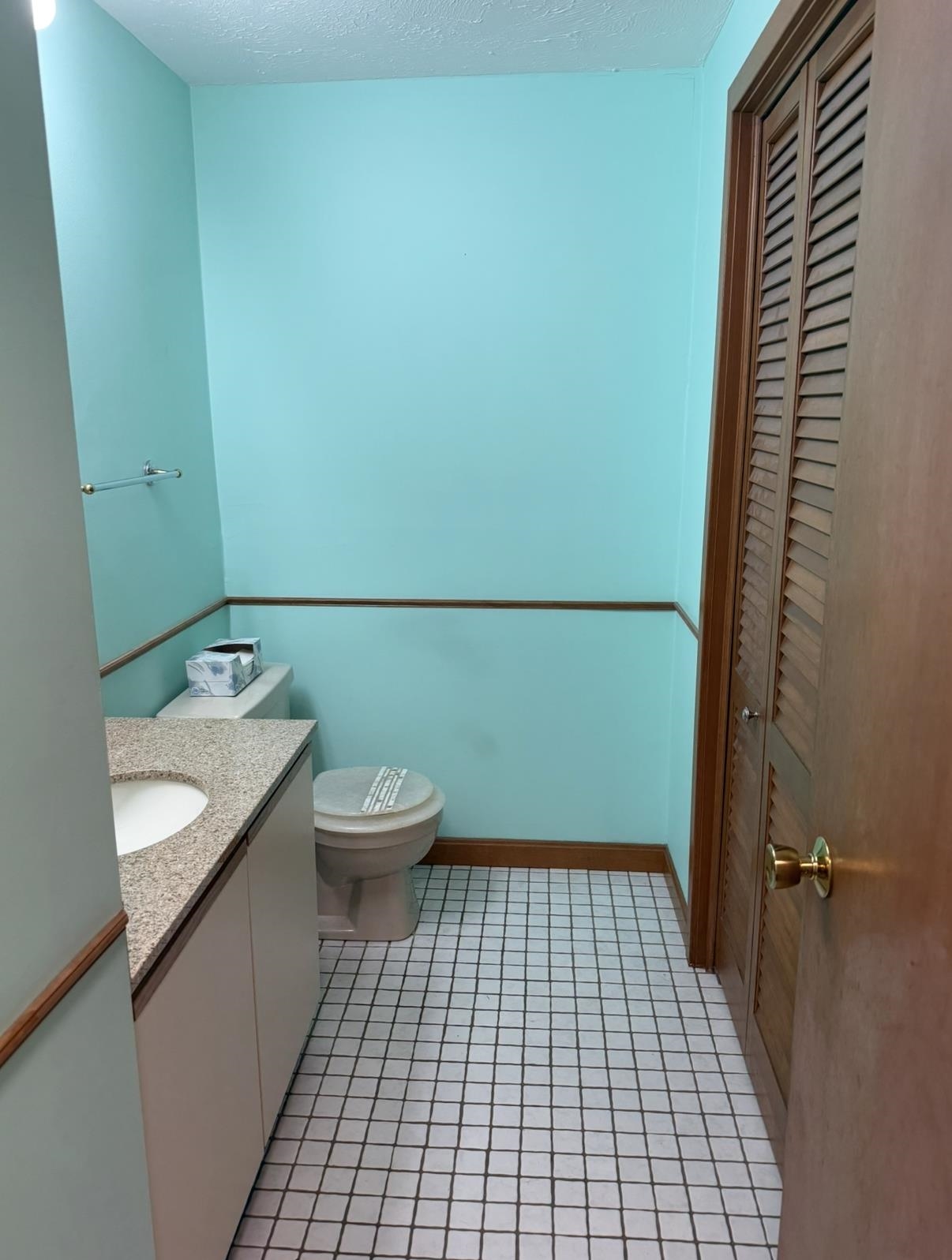 5 Tsienneto Road, Unit 136 Derry, NH 03038 - Photo 6 of 17