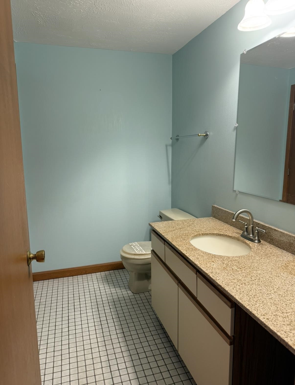 5 Tsienneto Road, Unit 136 Derry, NH 03038 - Photo 10 of 17