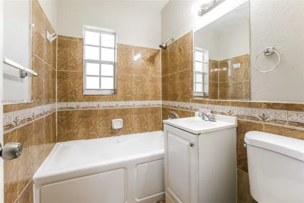 $3,230 | 601 Northwest 194th Street, Miami Gardens, FL 33169