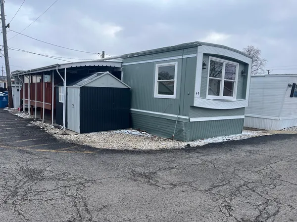 $34,900 | 9001 South Cicero Avenue, Unit 60, Oak Lawn, IL 60453