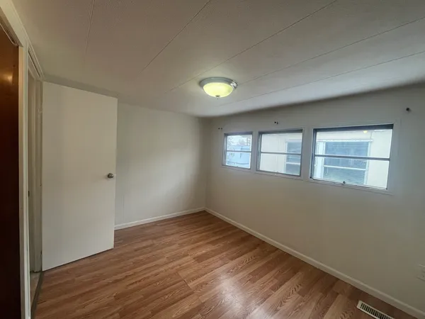 $34,900 | 9001 South Cicero Avenue, Unit 60, Oak Lawn, IL 60453