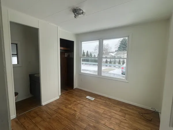 $34,900 | 9001 South Cicero Avenue, Unit 60, Oak Lawn, IL 60453