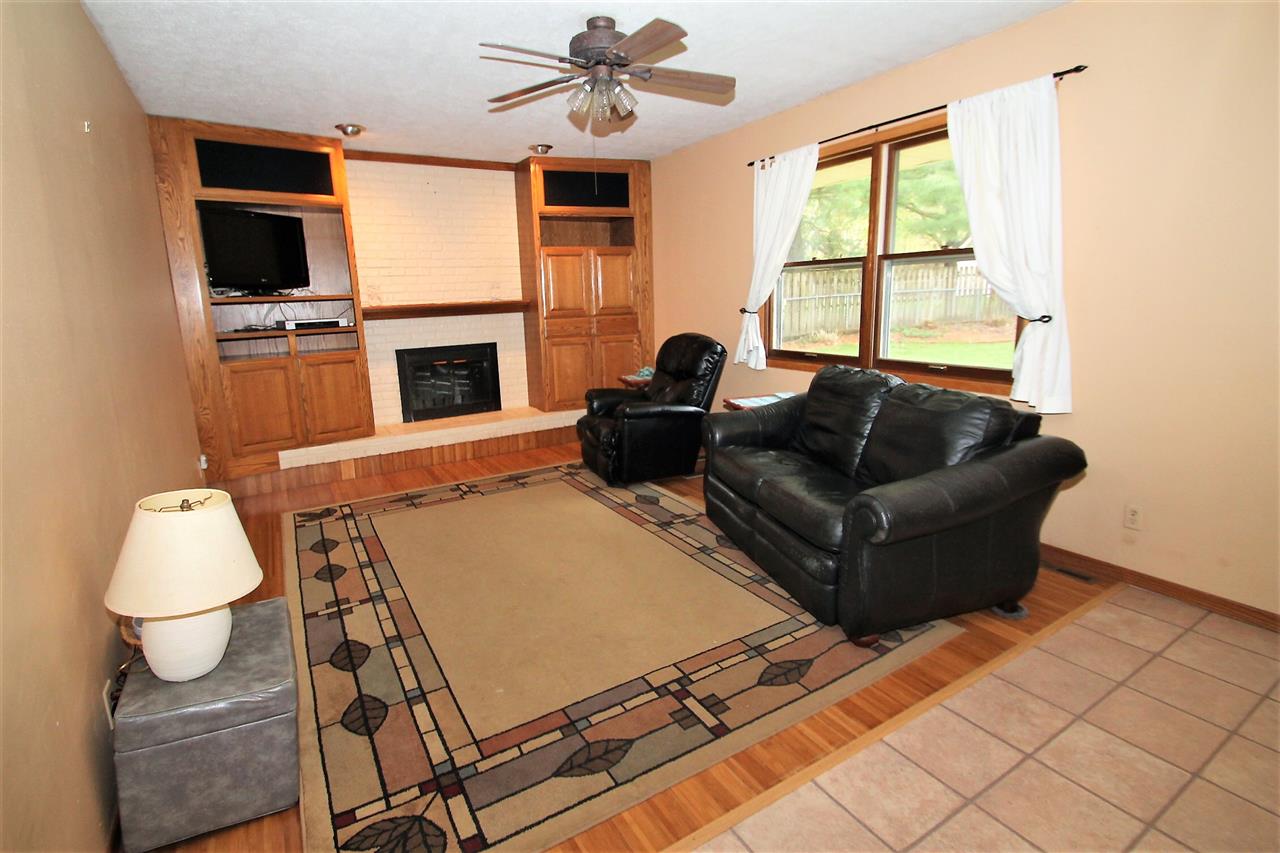 3865 Valerie Road Roscoe, IL 61073 - Photo 10 of 16 Gallery Image 10