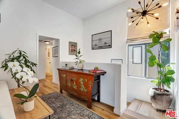 $720,000 | 4267 Las Virgenes Road, Unit 1, Calabasas, CA 91302