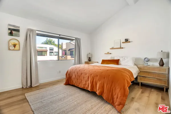 $720,000 | 4267 Las Virgenes Road, Unit 1, Calabasas, CA 91302