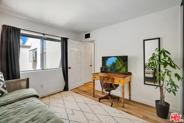 $720,000 | 4267 Las Virgenes Road, Unit 1, Calabasas, CA 91302