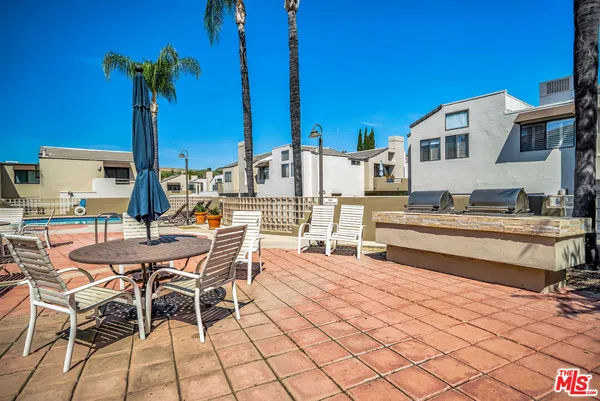 $720,000 | 4267 Las Virgenes Road, Unit 1, Calabasas, CA 91302