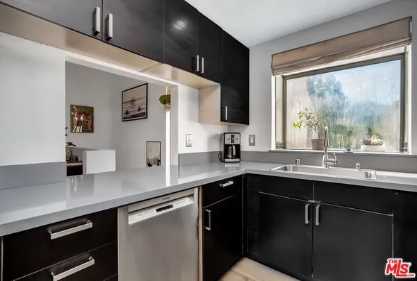 $720,000 | 4267 Las Virgenes Road, Unit 1, Calabasas, CA 91302