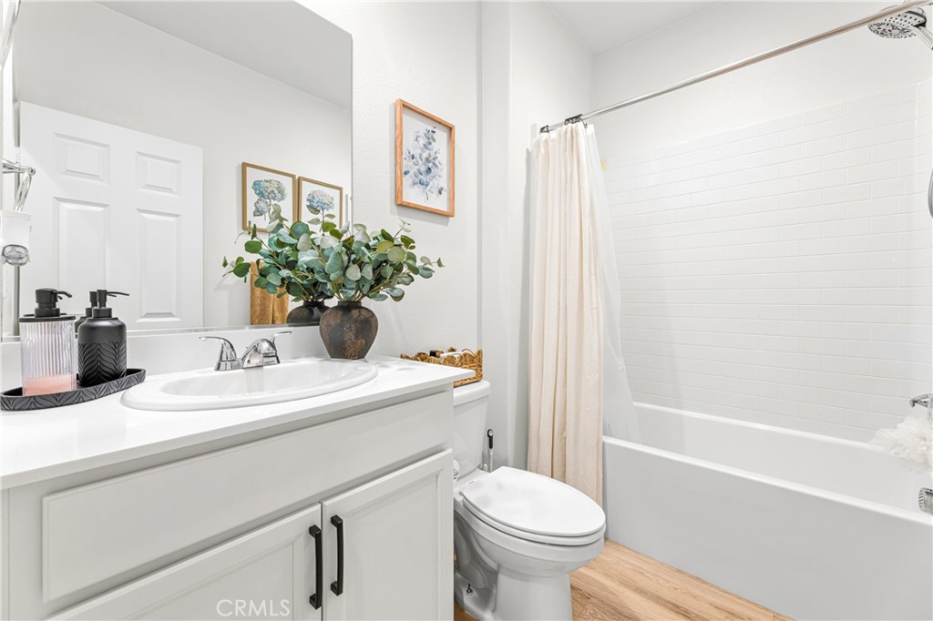 39490 Verbena Way Temecula, CA 92591 - Photo 17 of 70 Down Stairs Bathroom