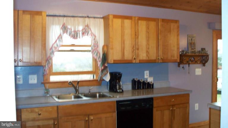 10219 Jamesons Mill Road Culpeper, VA 22701 - Photo 21 of 30 Kitchen