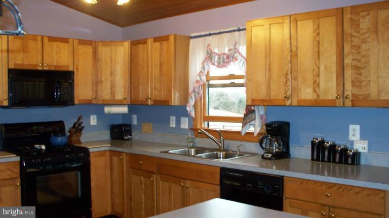 10219 Jamesons Mill Road Culpeper, VA 22701 - Photo 7 of 30 Kitchen