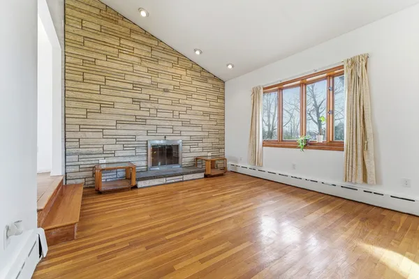 $868,000 | 7 Carol Street, Stoneham, MA 02180
