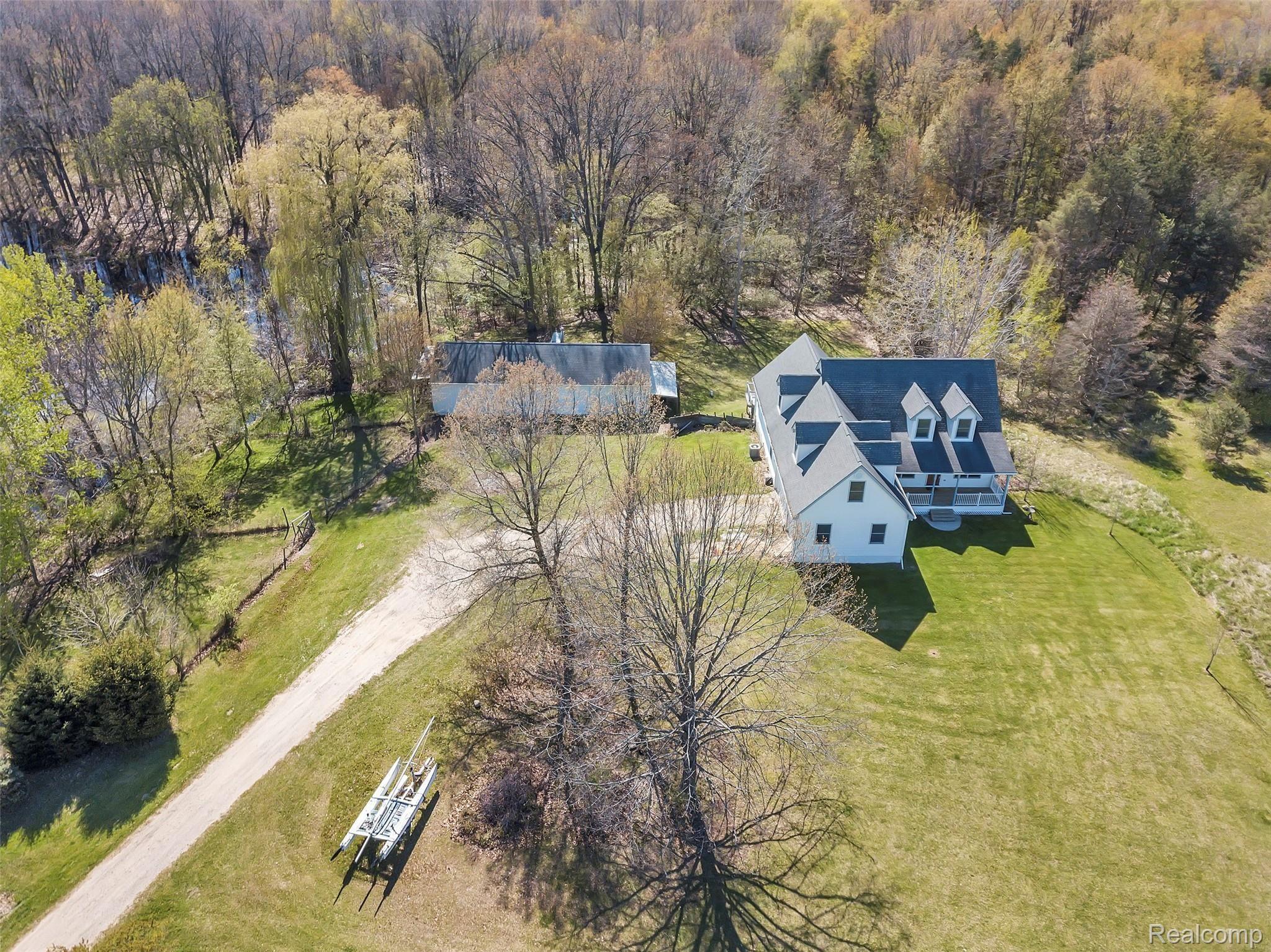 4101 North Nicholson Road Fowlerville, MI 48836 - Photo 64 of 68 64_4101NicholsonRdWindowStillRealEstatePhotography64_mls.jpg