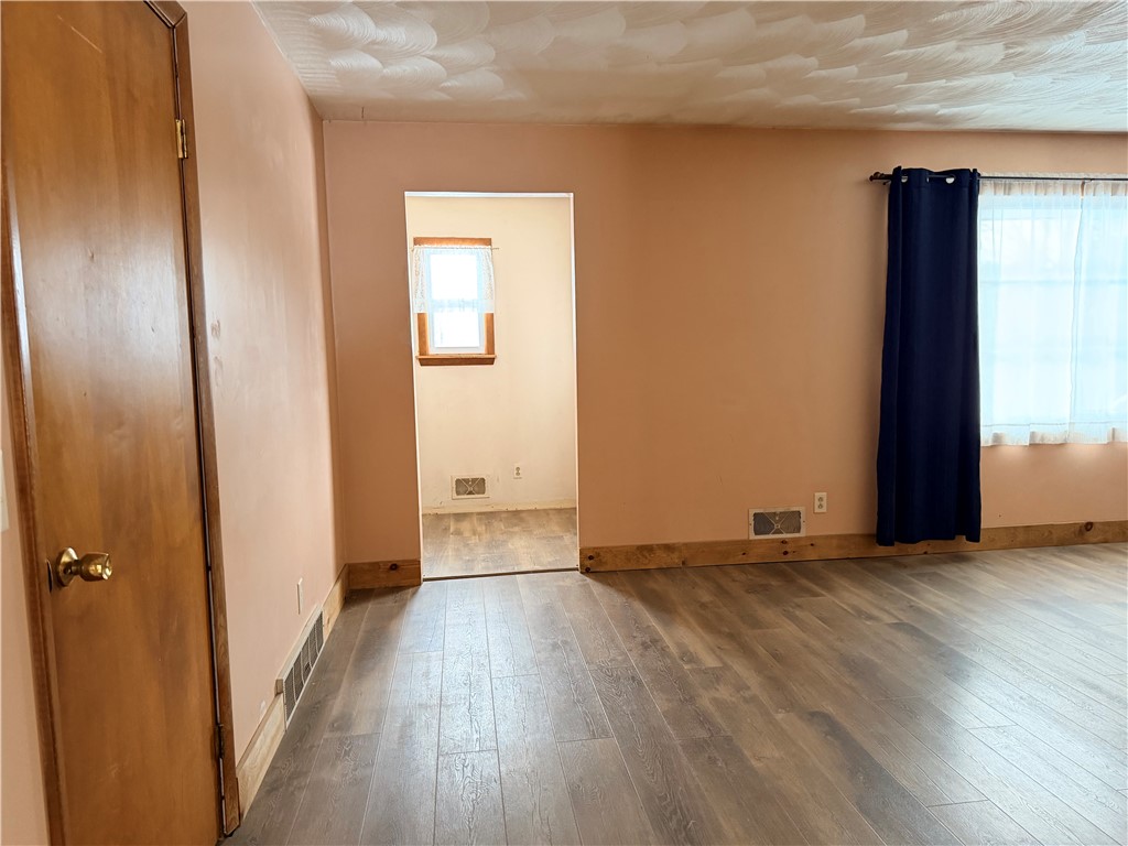 2134 County Route Hornell, NY 14843 - Photo 11 of 45 Living room