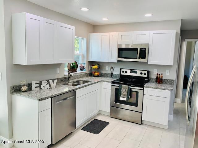 2118 Little John Road Melbourne, FL 32935 - Photo 10 of 18 IMG_2213