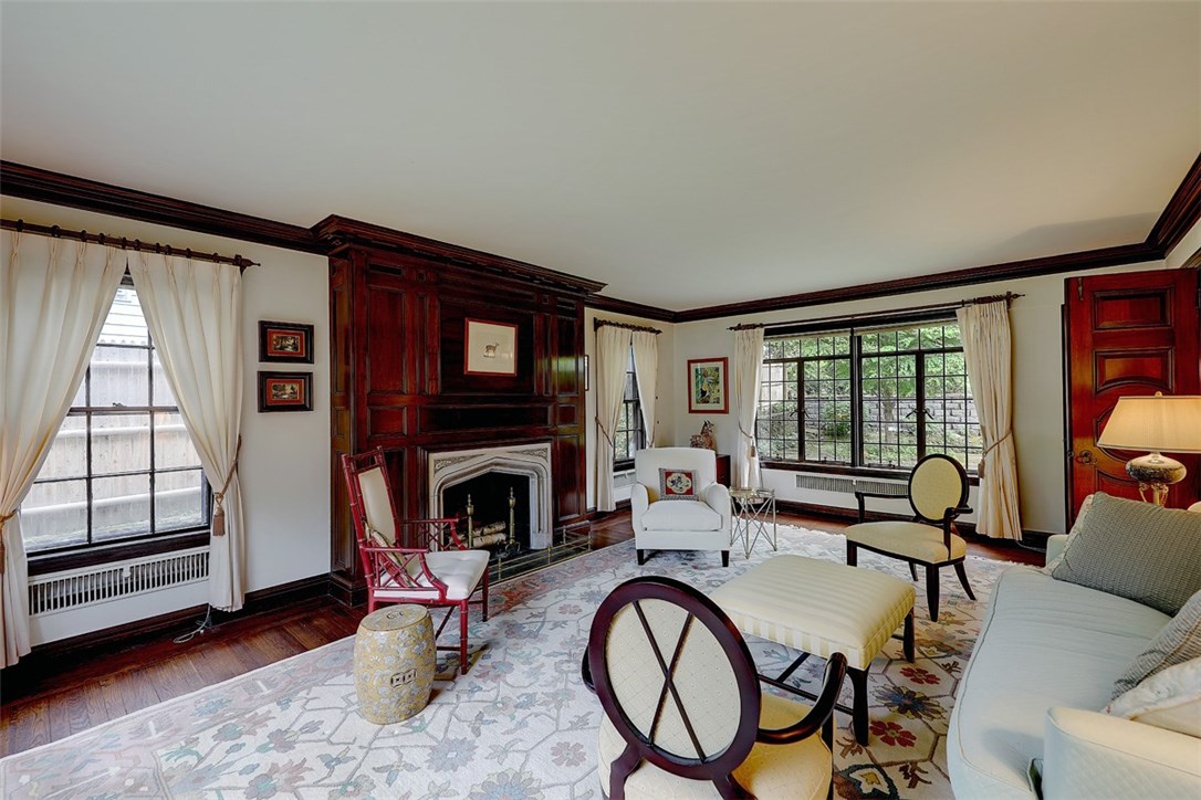 22 Balton Road Providence, RI 02906 - Photo 7 of 40 Gallery Image 7