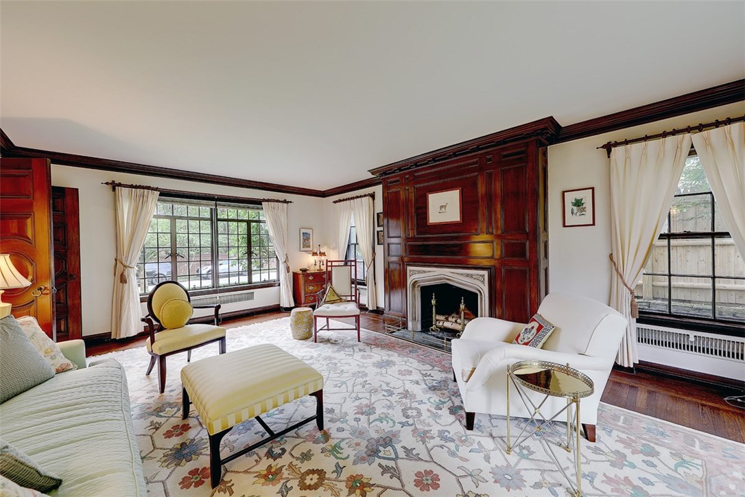 22 Balton Road Providence, RI 02906 - Photo 8 of 40 Gallery Image 8