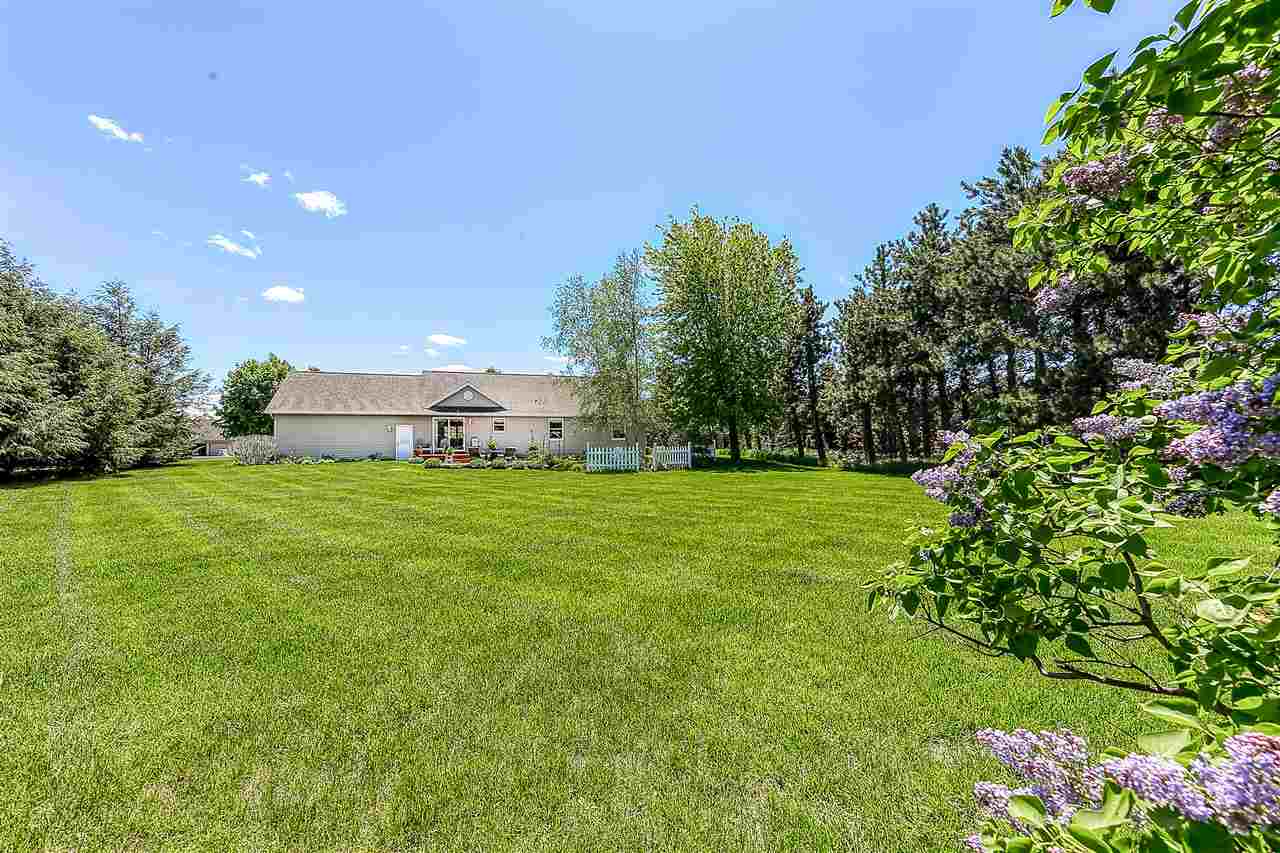 982 Strohm Road Traverse City, MI 49696 - Photo 9 of 43 1862779-8.JPG