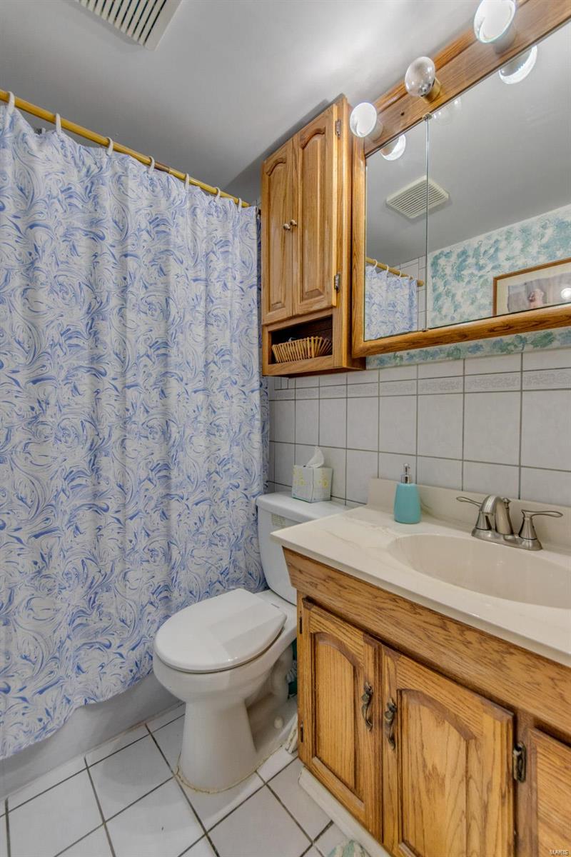 3229 Fee Fee Road Bridgeton, MO 63044 - Photo 22 of 33 Gallery Image 22