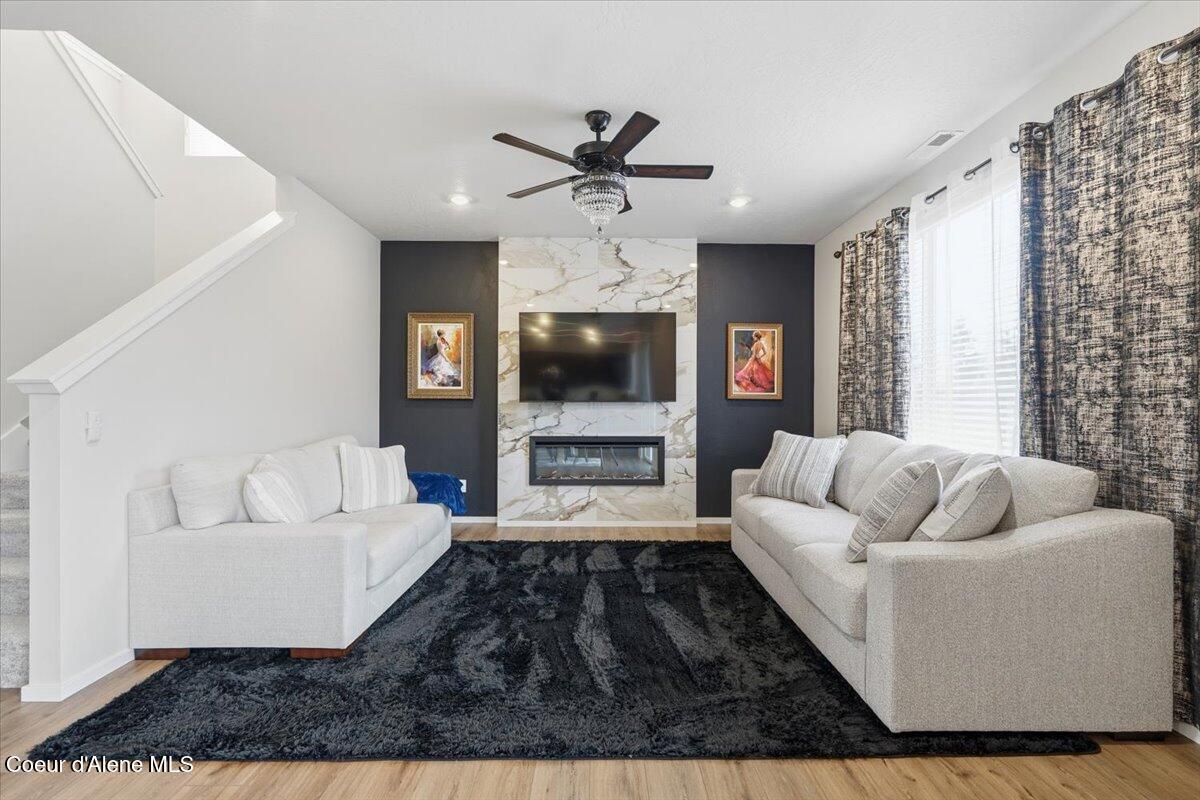 457 East Burdock Loop Hayden, ID 83835 - Photo 3 of 38 1