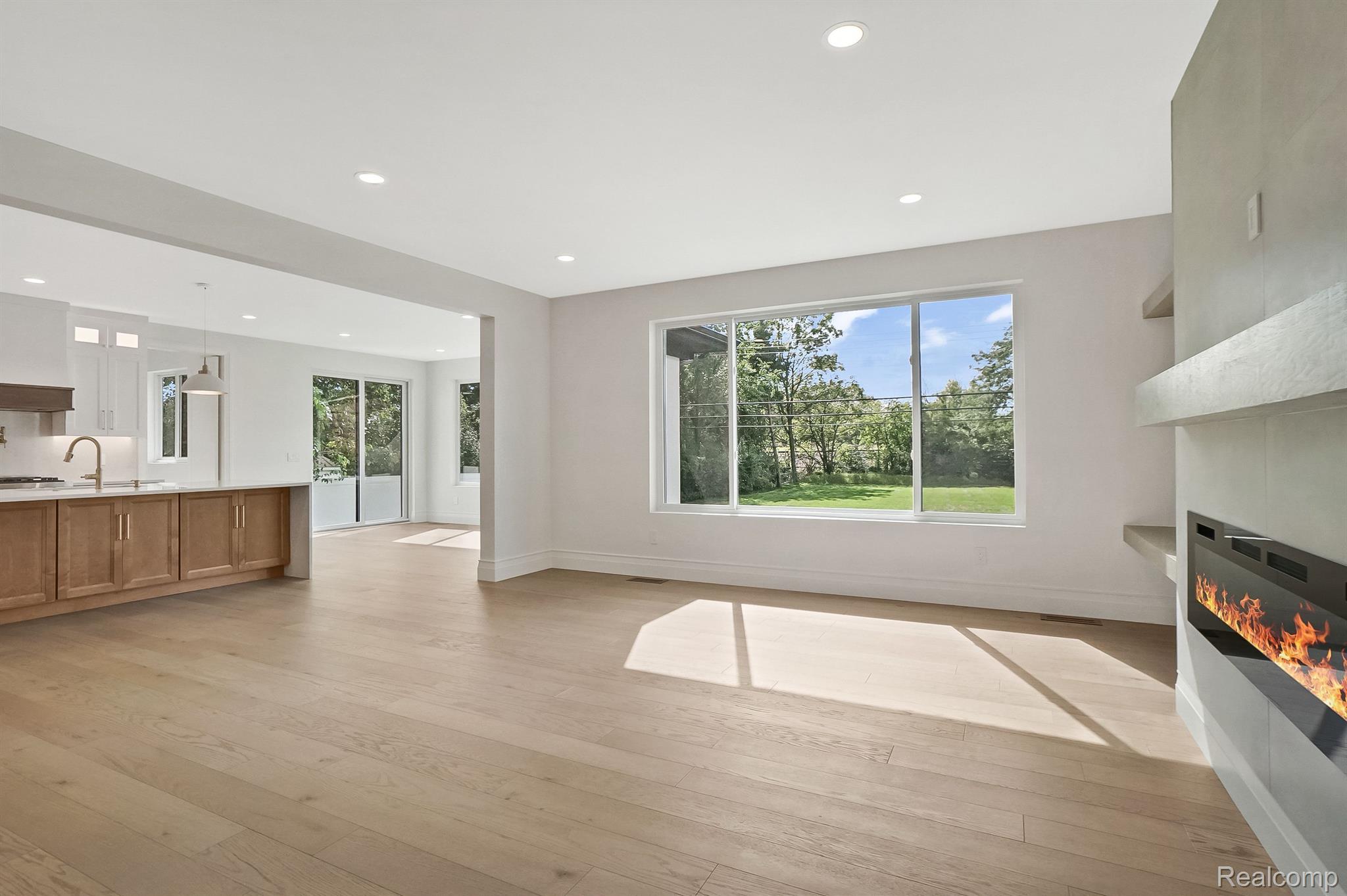 3815 Kent Road Royal Oak, MI 48073 - Photo 29 of 71 Gallery Image 29