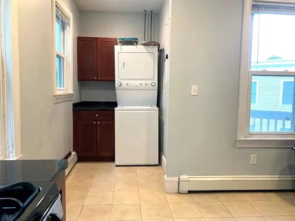 $4,000 | 5 Iroquois Street, Unit 2, Boston, MA 02120