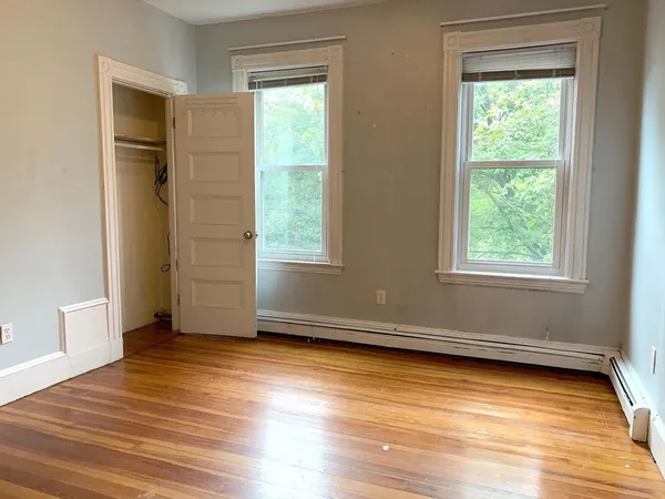 $4,000 | 5 Iroquois Street, Unit 2, Boston, MA 02120