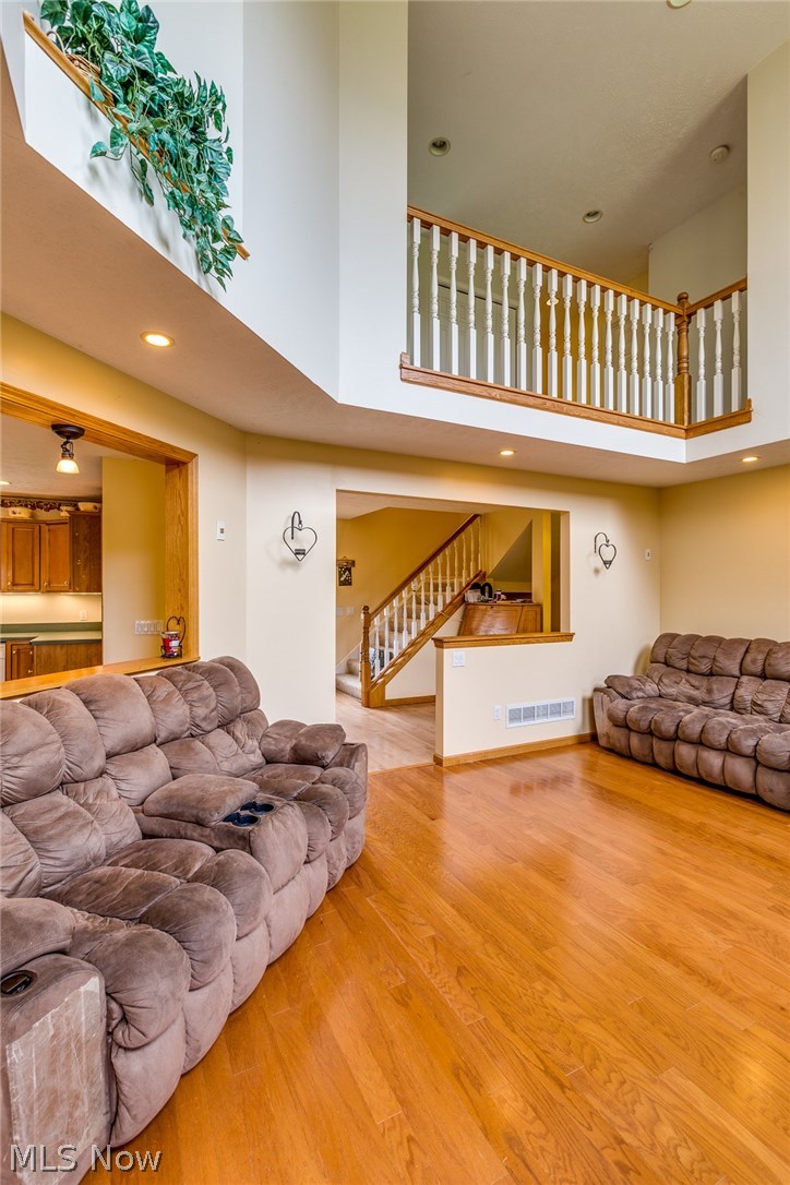 11325 Girdled Road Painesville, OH 44077 - Photo 7 of 35 Gallery Image 7